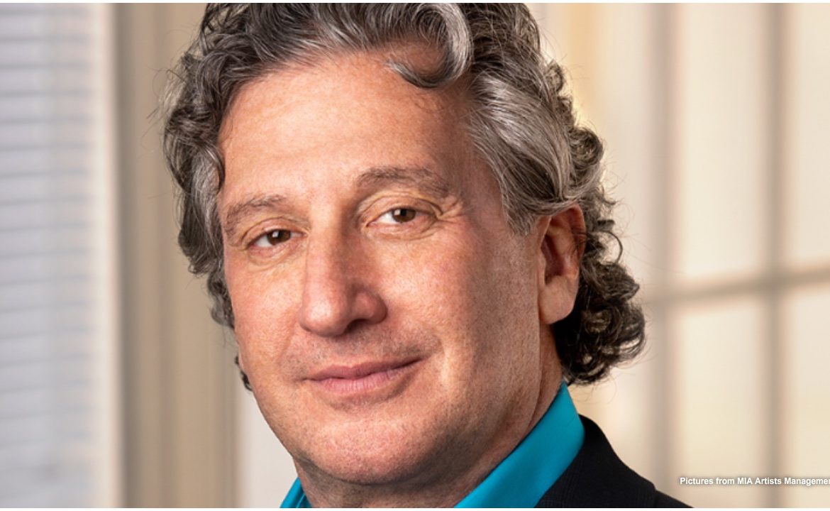 Q & A Mark Cotton On ‘Gianni Schicchi’ & Performing Musicals