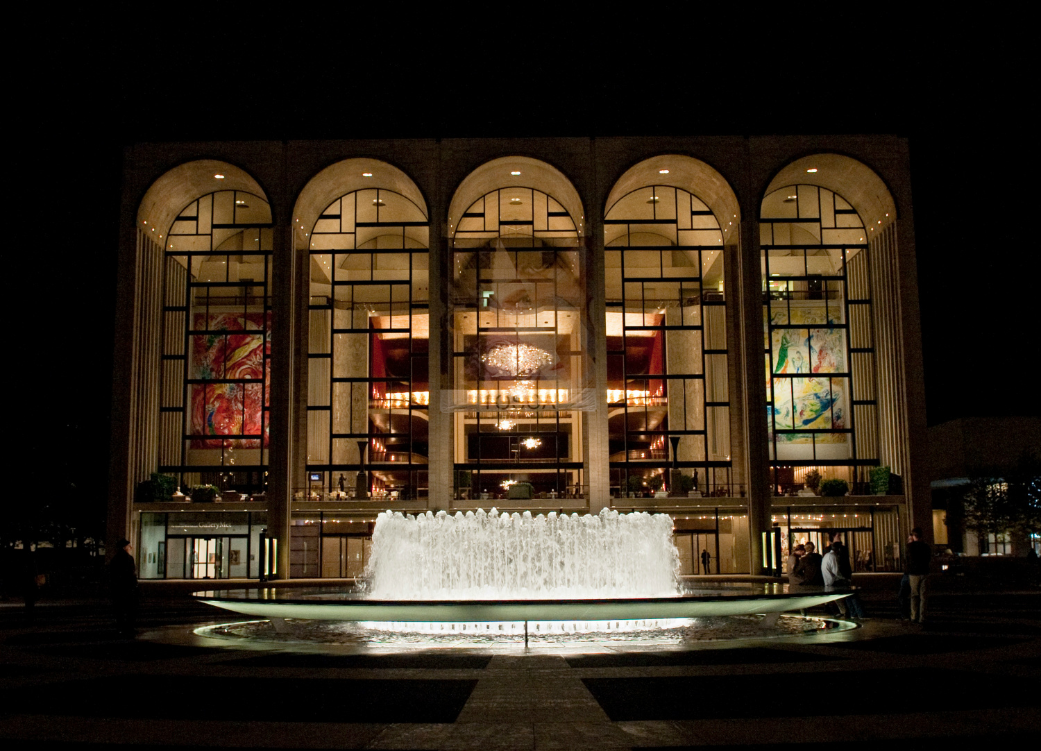 Ten Singers Headed to Final Round of the 2022 Metropolitan Opera Eric