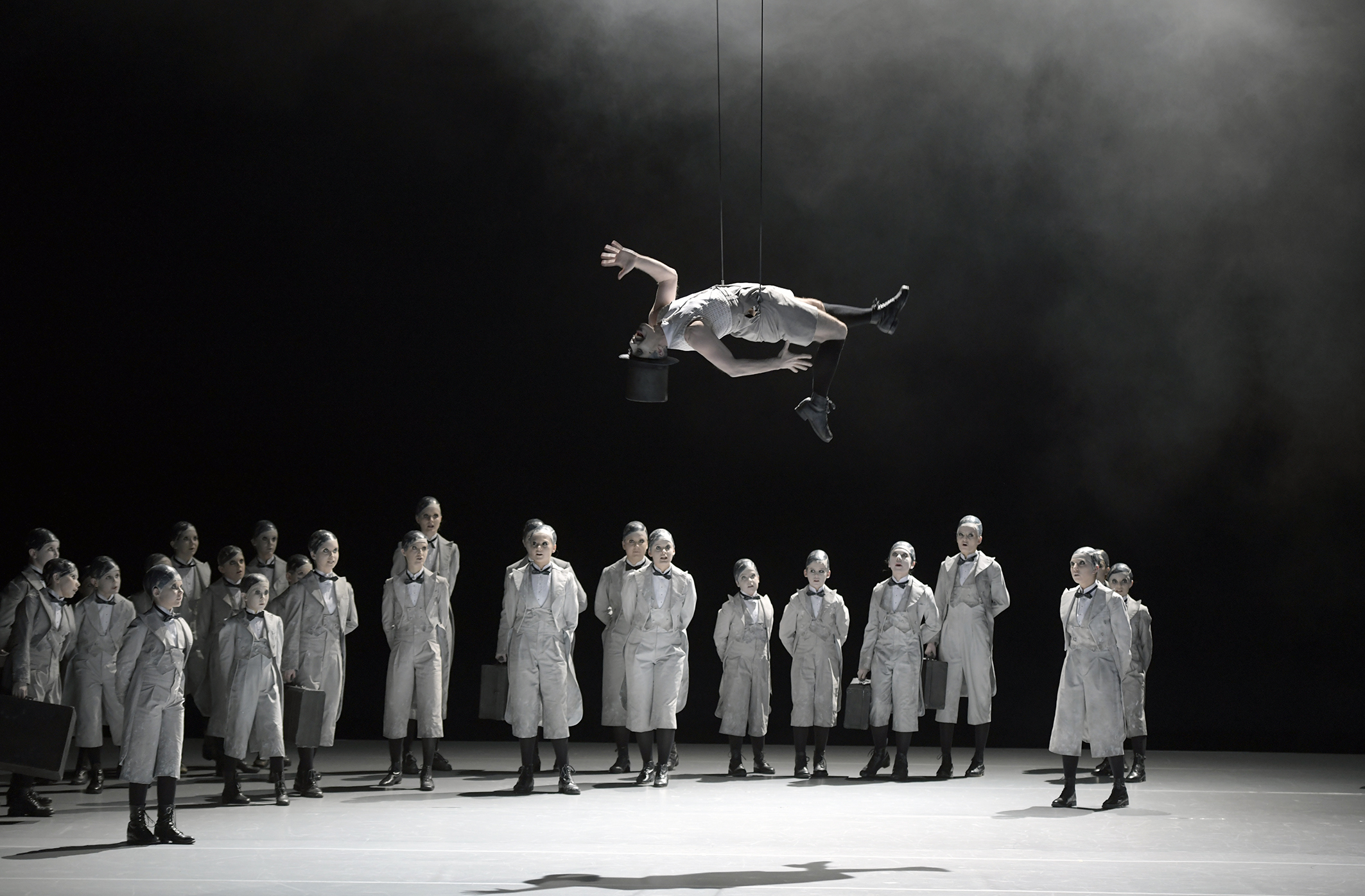 Deutsche Oper Berlin 2019-20 Review: A Midsummer Night's Dream