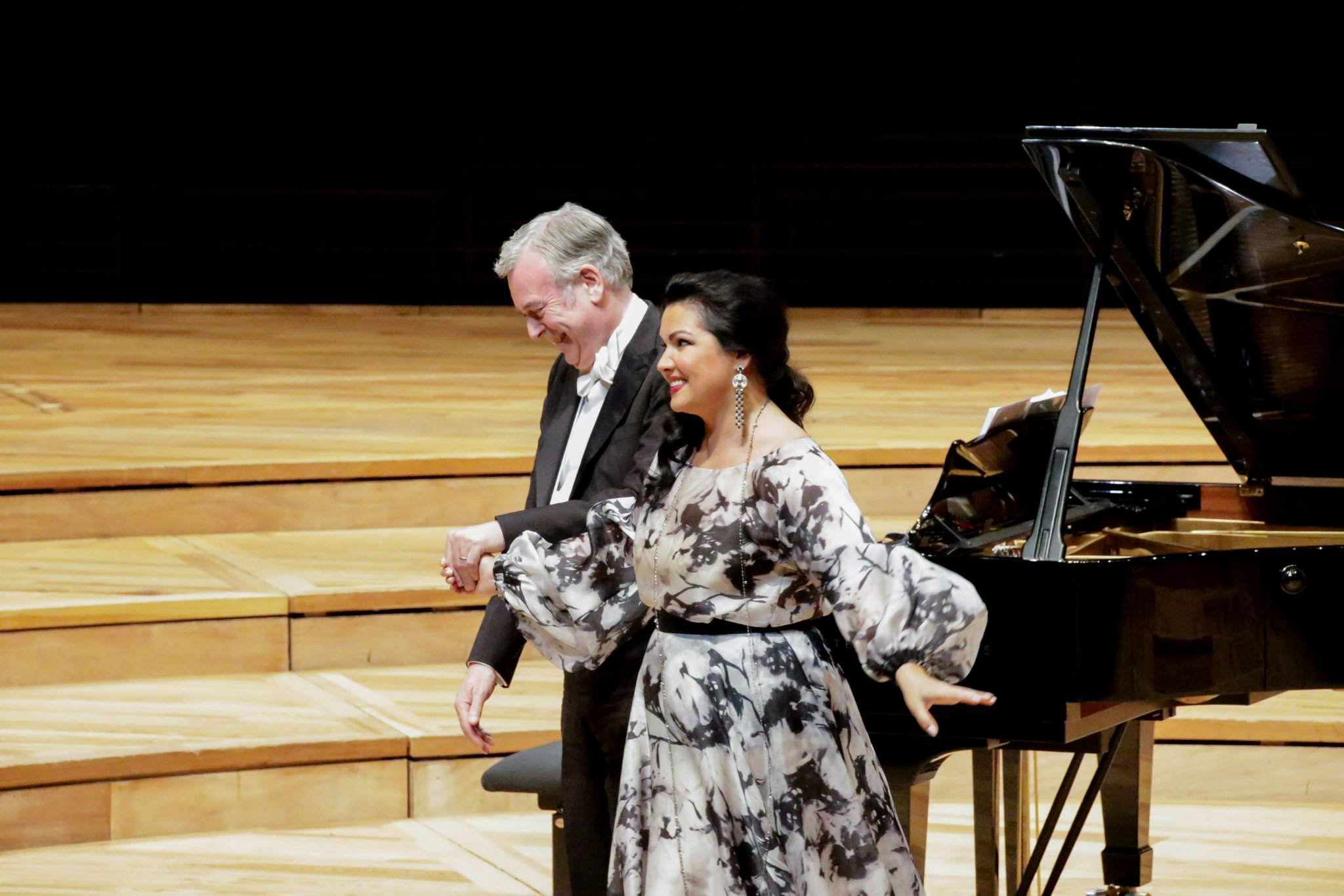 Philharmonie de Paris 2021-22 Review: Anna Netrebko - Day and