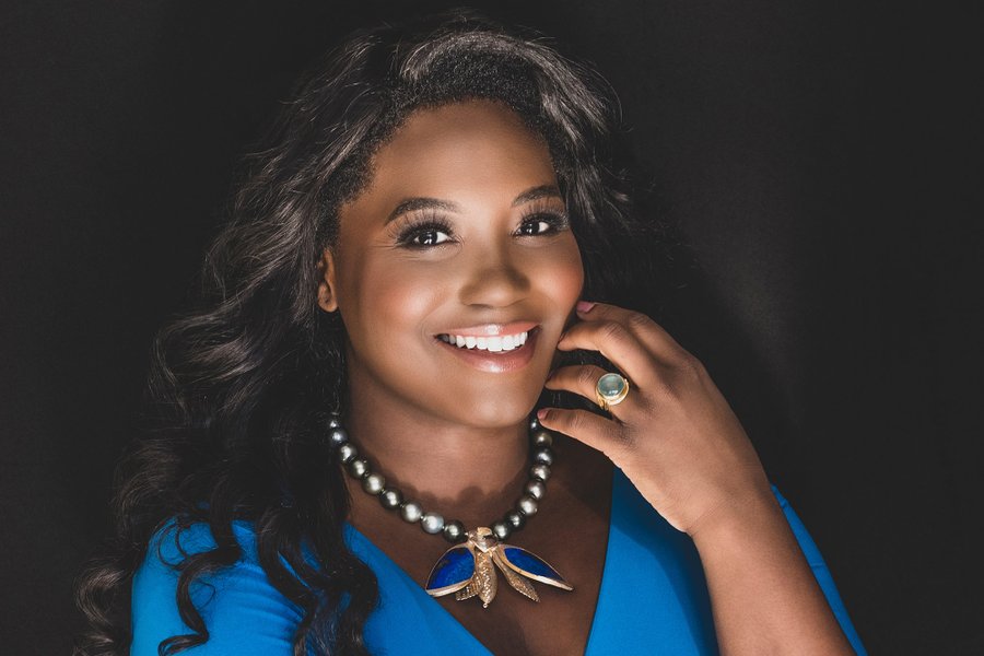 Soprano Angel Blue's Social Media Accounts Disappear - OperaWire