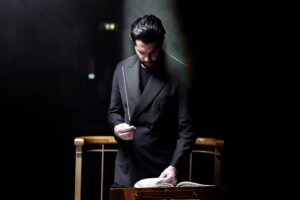 In April, Domingo Hindoyan will return to the Metropolitan Opera for the second time. This time he will conduct Puccini's masterpiece 