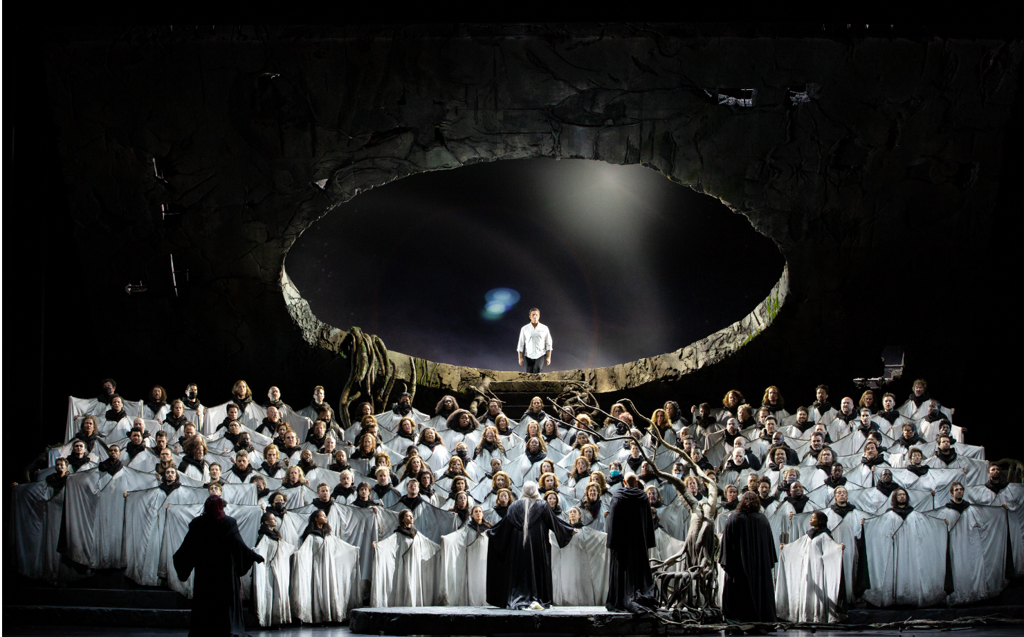 Metropolitan Opera 2022-23 Review: Lohengrin - OperaWire OperaWire