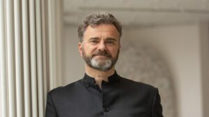 Theater Regensburg has announced the appointment of Stefan Veselka as General Music Director and Chief Conductor of the Regensburg Philharmonic.