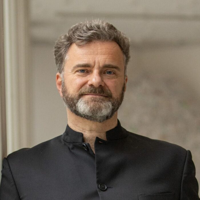 Theater Regensburg has announced the appointment of Stefan Veselka as General Music Director and Chief Conductor of the Regensburg Philharmonic.