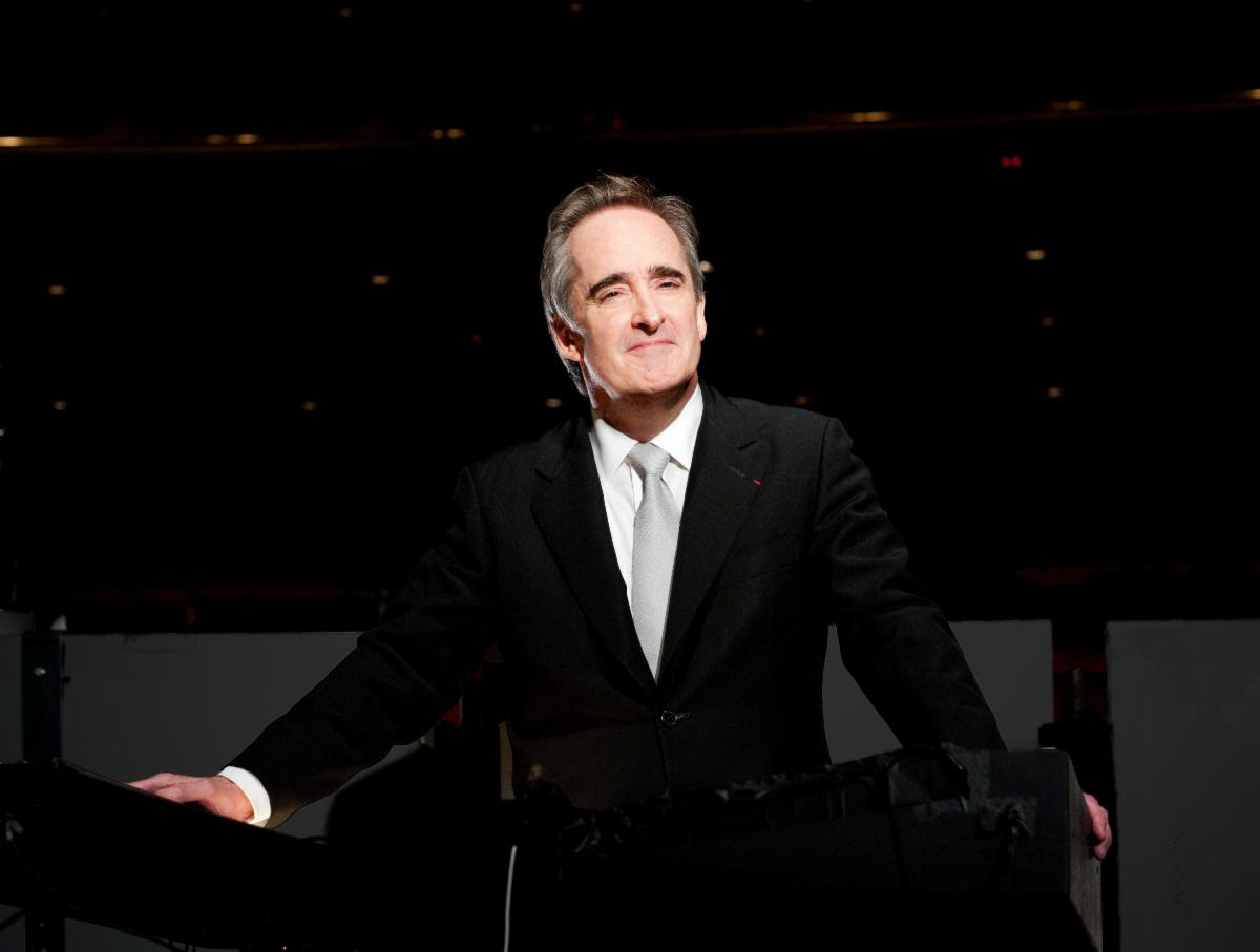 Q & A: Conductor James Conlon on the Ravinia Festival, Mozart & His Time With Los Angeles Opera
