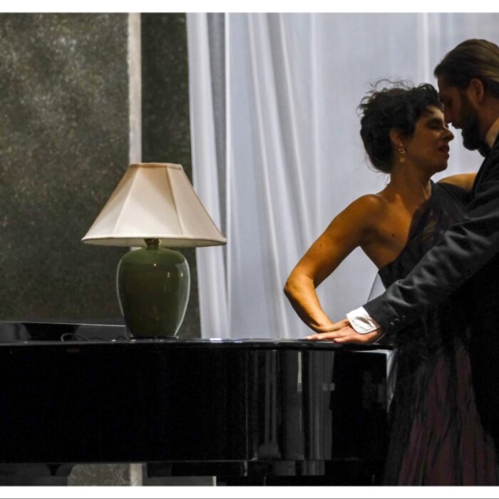 MixCollage-28-Oct-2025-04-13-PM-8995