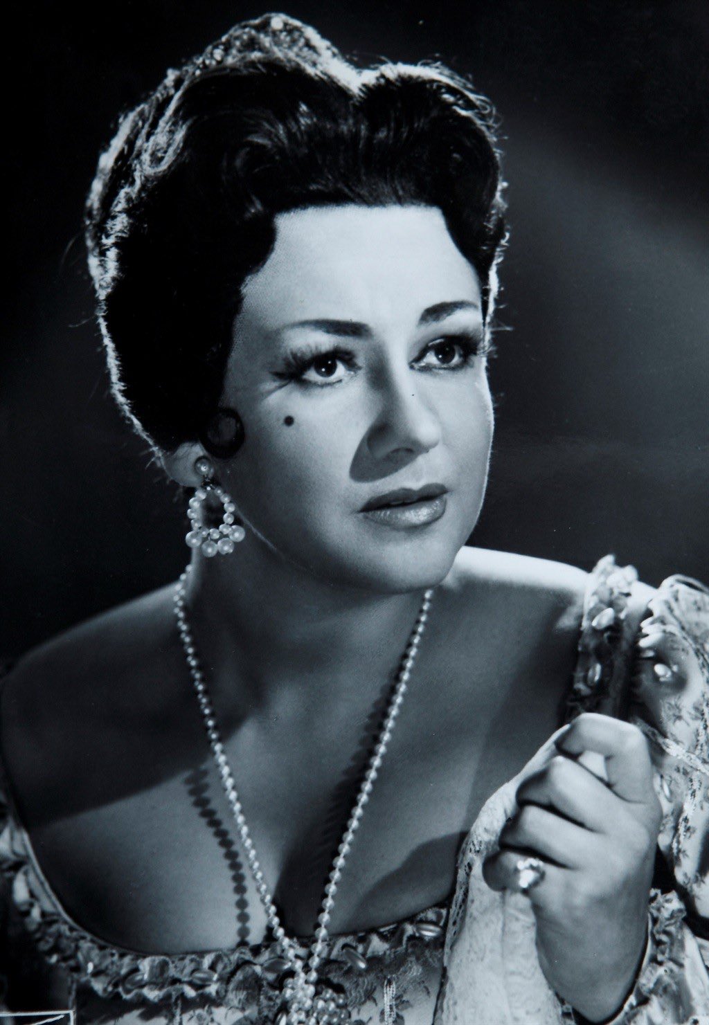 Obituary: South African Soprano Mimi Coertse Dies at 93