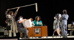 complications-in-sue-05_by-ray-bailey