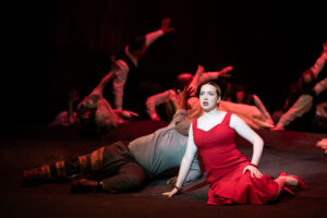 30849-Julien_Benhamou___Opera_national_de_Paris-La-Cenerentola-25-26—Julien-Benhamou—OnP—42- Cenerentola